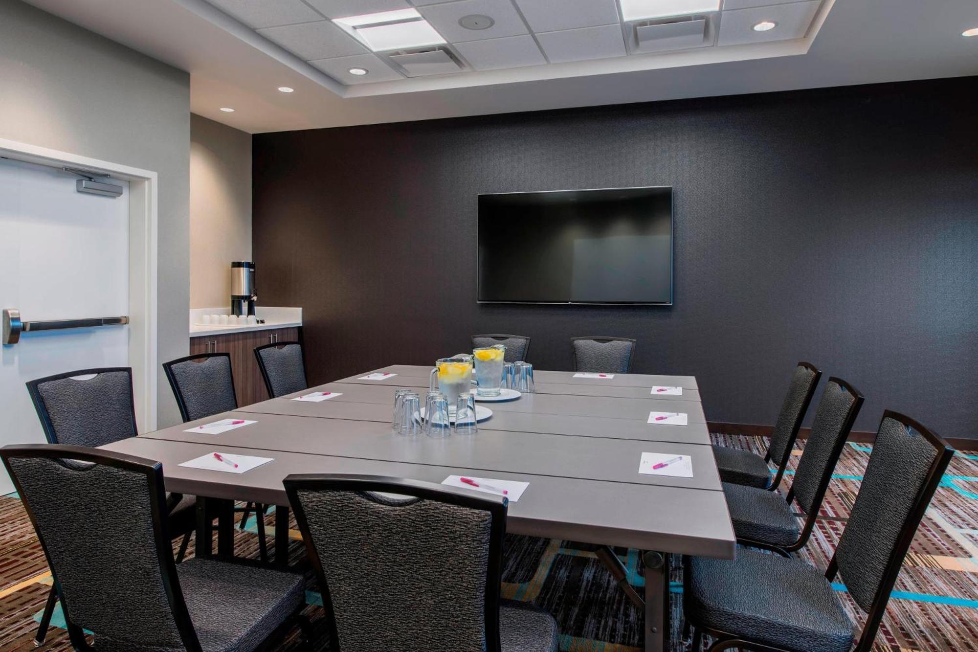 Residence Inn By Marriott Regina Bagian luar foto
