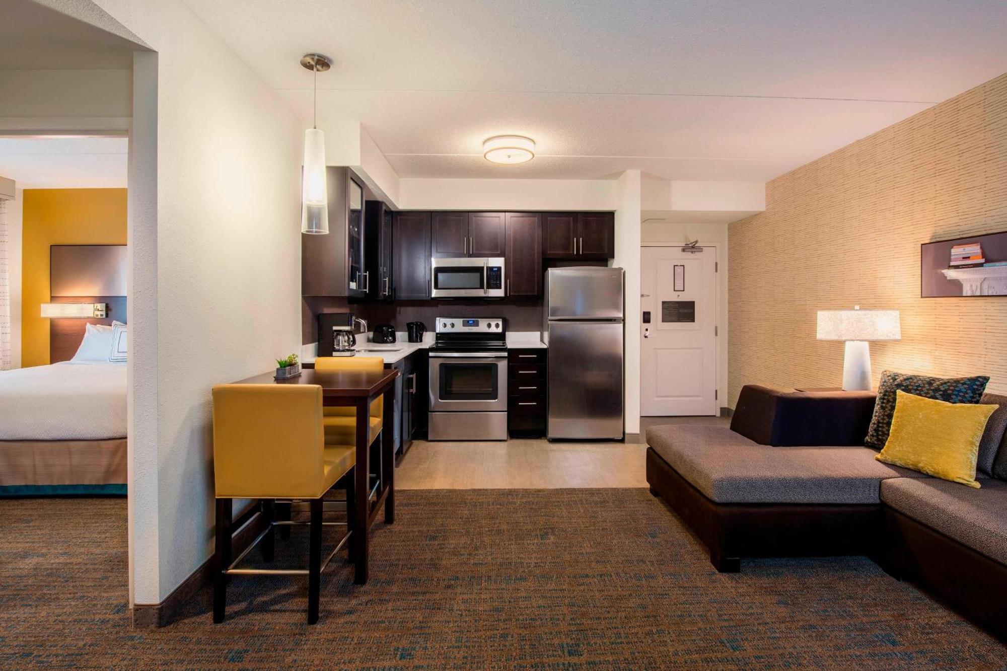 Residence Inn By Marriott Regina Bagian luar foto